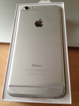 iPhone6 Plus 64GB シルバー来ました。